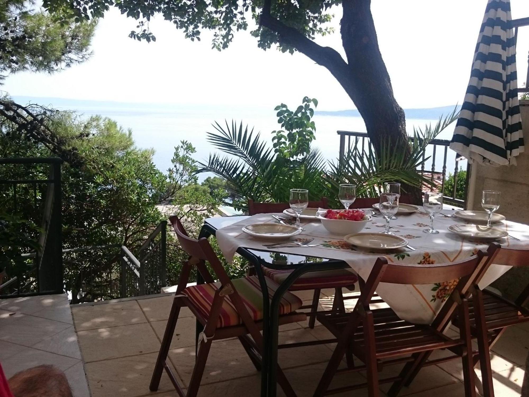 Cozy Apartment With A Balcony And A Sea View Brela Esterno foto