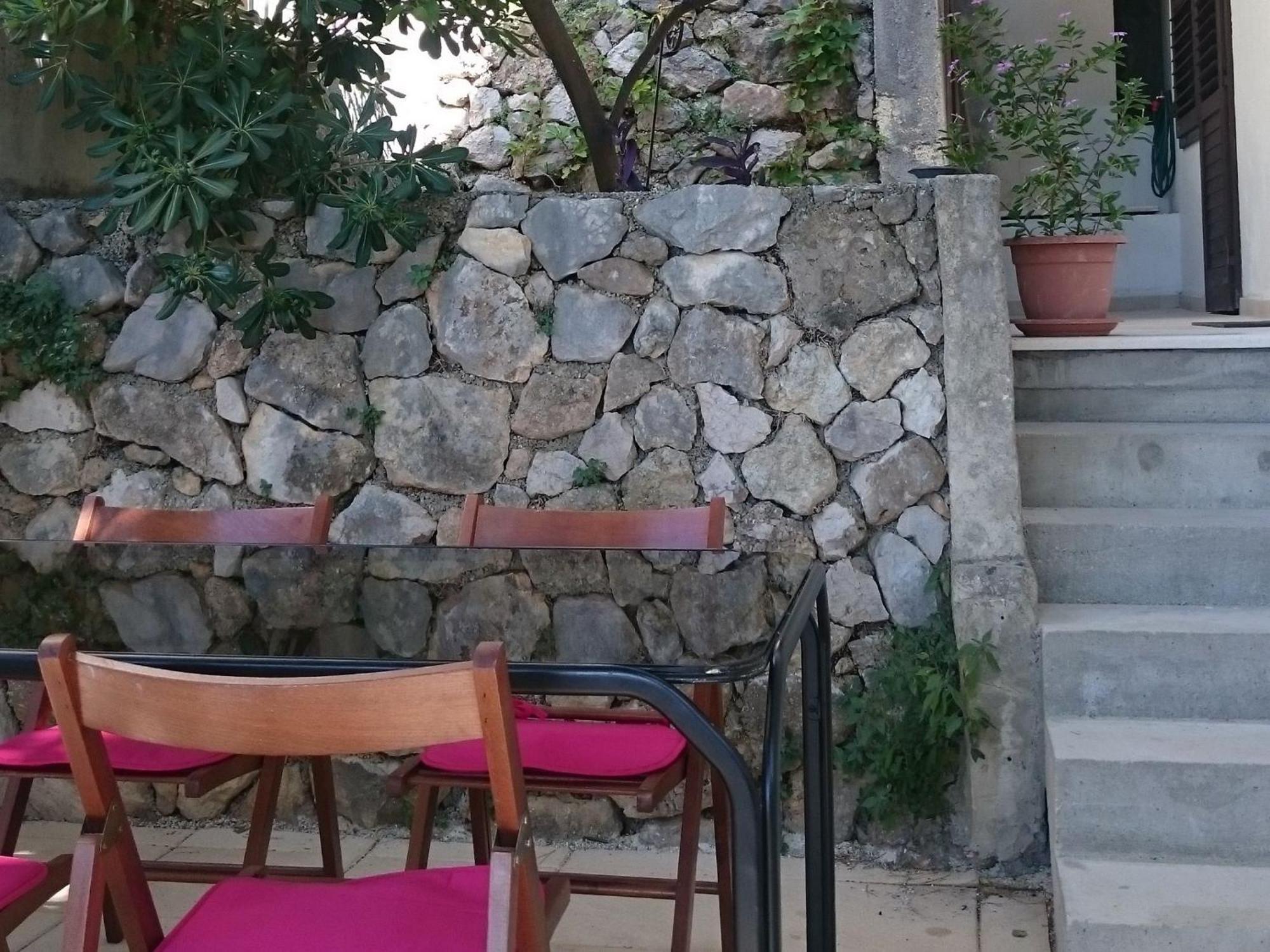 Cozy Apartment With A Balcony And A Sea View Brela Esterno foto