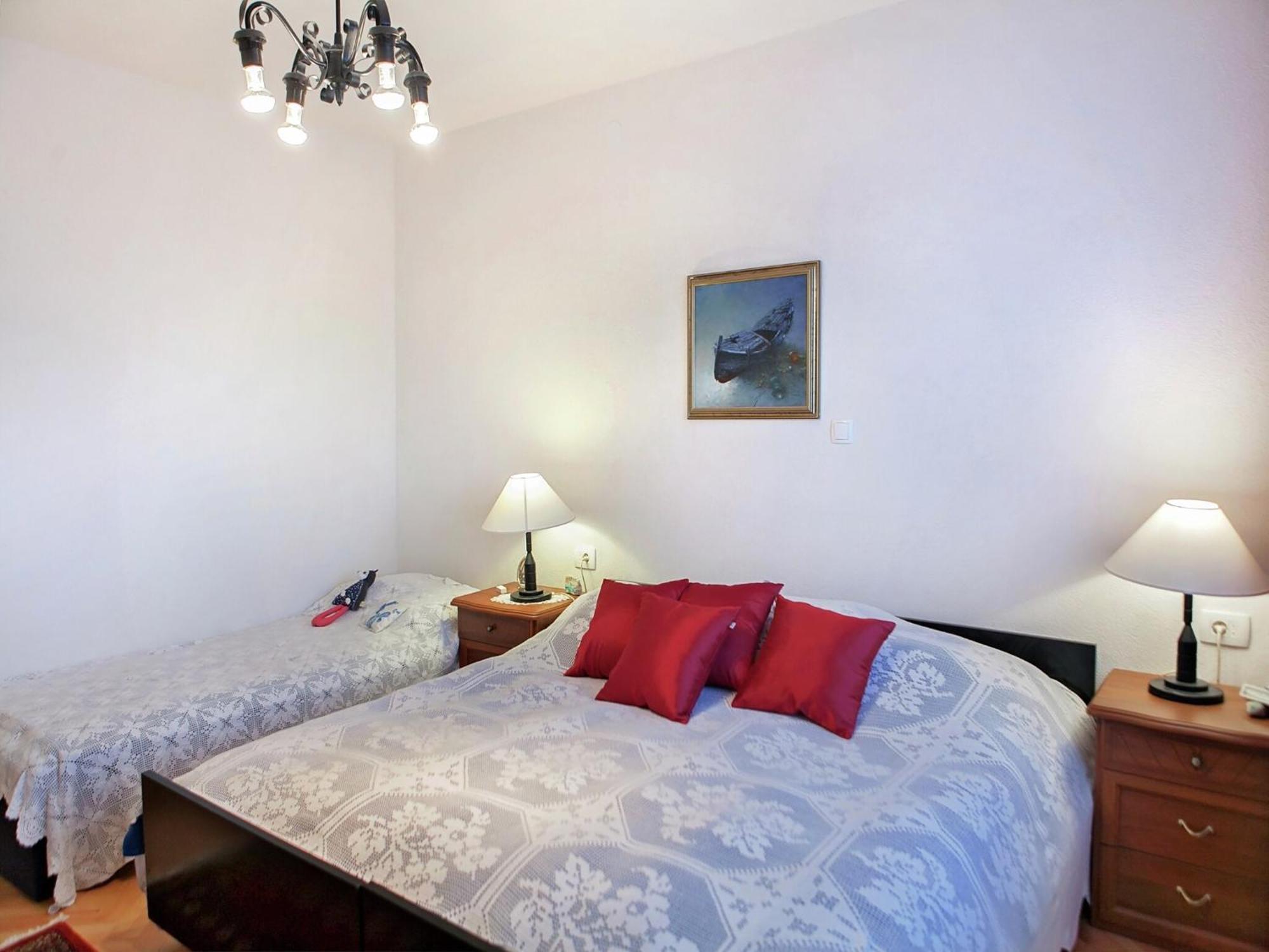 Cozy Apartment With A Balcony And A Sea View Brela Esterno foto