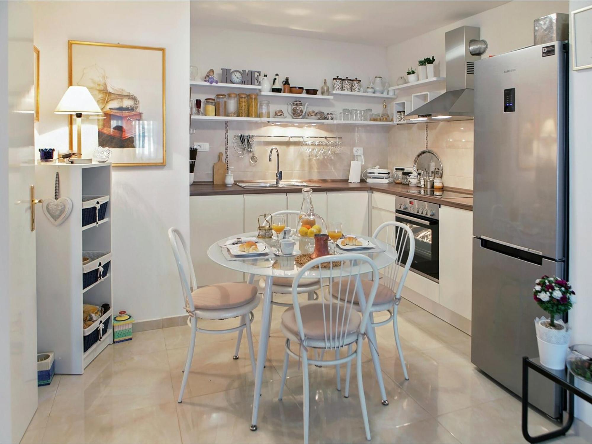 Cozy Apartment With A Balcony And A Sea View Brela Esterno foto
